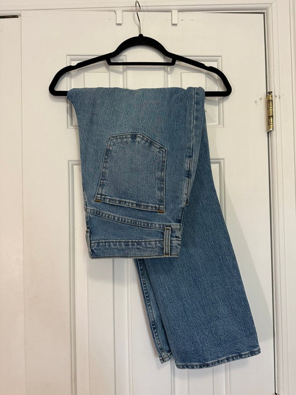 Abercrombie Ultra High Rise 90s Straight Jean - Size 10 short (size 30) - Picture 7 of 7